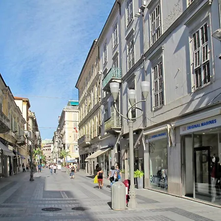 Locazione Turistica Casa Irma 公寓 *